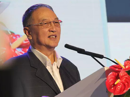 柳傳志：“互聯(lián)網(wǎng)+”被大大低估，向王健林馬云學