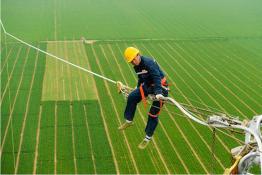 加快施工進(jìn)度 強(qiáng)化電網(wǎng)建設(shè)