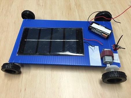 牽手紅旗 漢能太陽能汽車會更進一步嗎？
