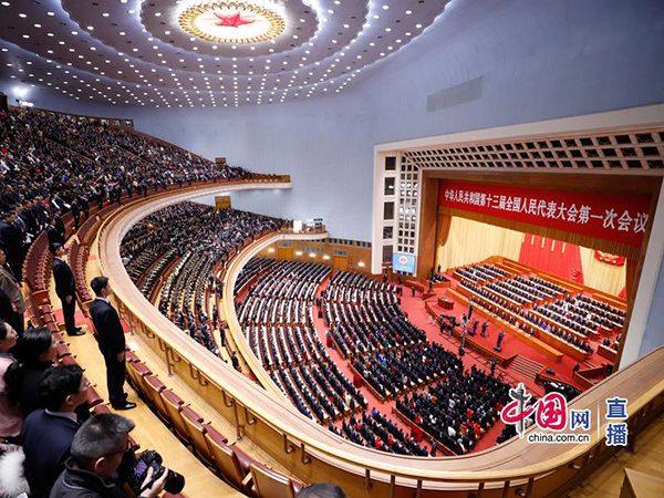 李克強:發(fā)展“互聯(lián)網+農業(yè)”多渠道增加農民收入
