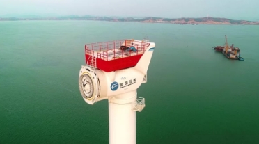 重磅！全球風輪直徑最大抗臺風型風電機組成功吊裝！