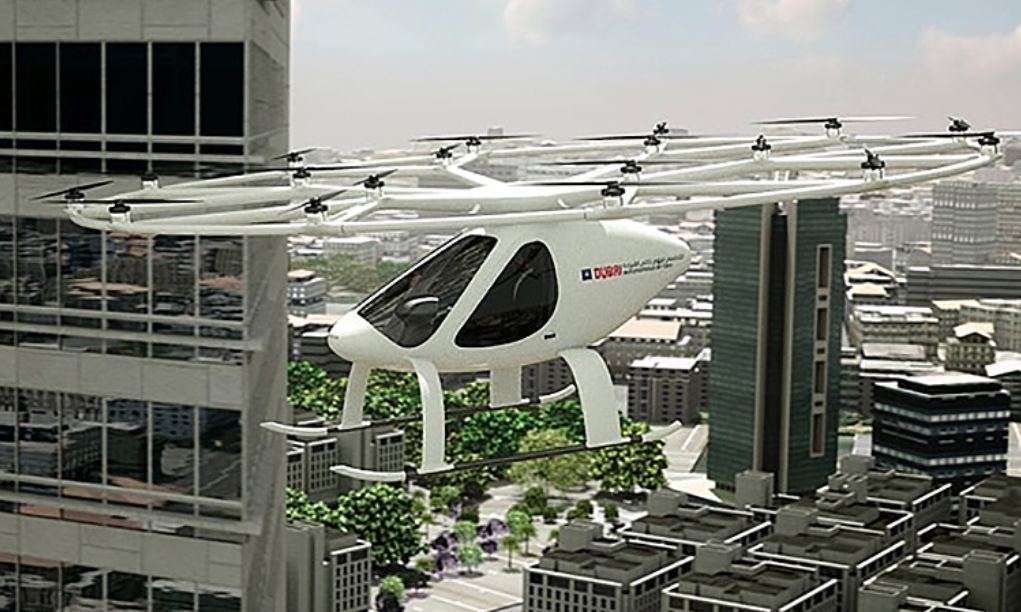 無人車、無人機(jī)、超級(jí)高鐵、智慧城市......這是一份來自未來的出行報(bào)告