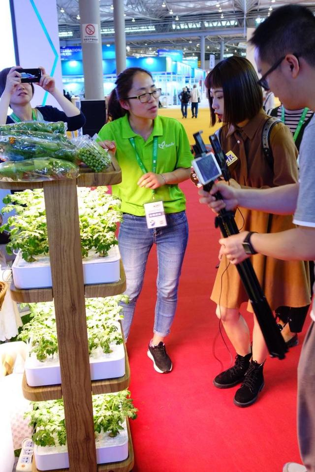 “互聯(lián)網(wǎng)+”農(nóng)業(yè)模式齊聚成都農(nóng)博會(huì)，尚作有機(jī)產(chǎn)品成焦點(diǎn)