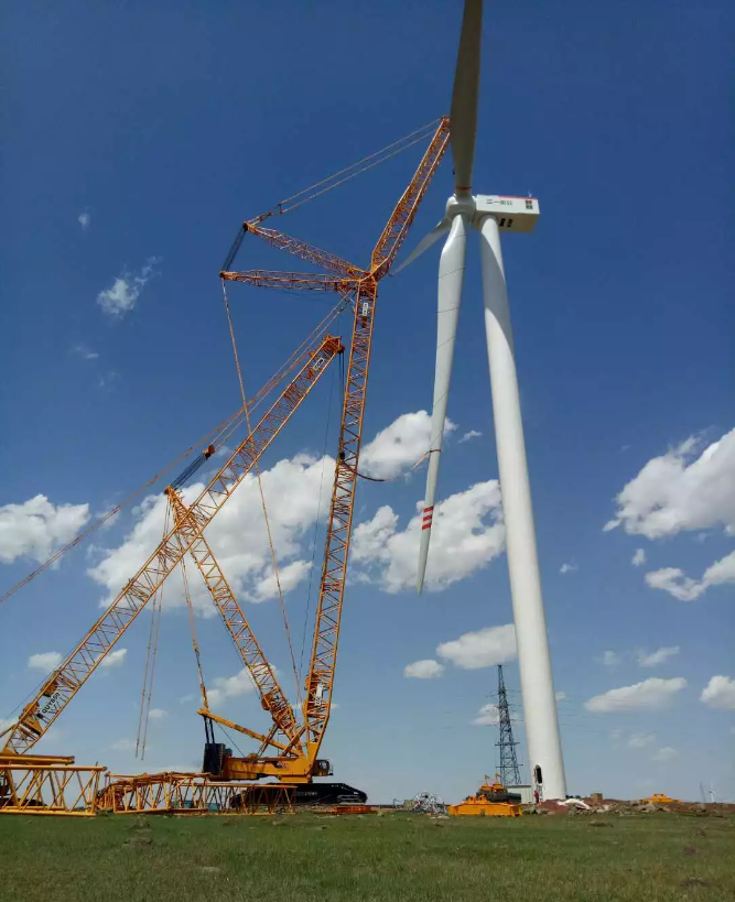 陸上風(fēng)電重器：三一重能第一臺(tái)3.4MW風(fēng)電機(jī)組順利完成吊裝！