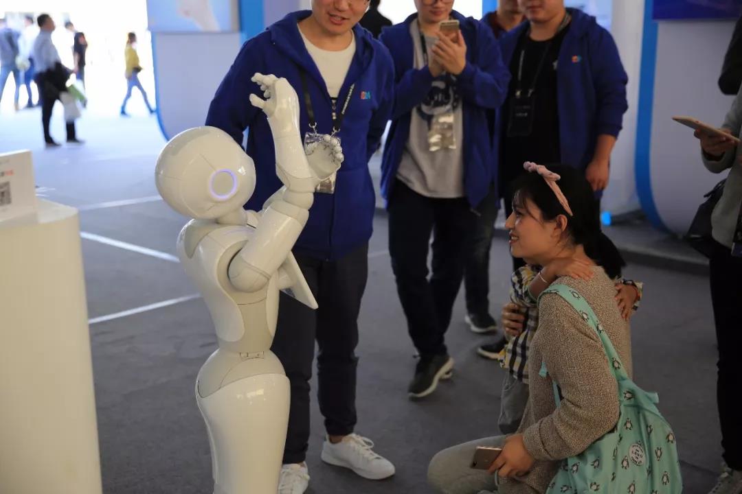 人工智能，從這里走向世界