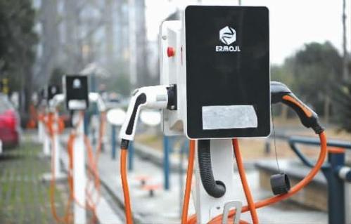 新基建之充電樁“火”了 想進(jìn)這個行業(yè)要“心里有底”