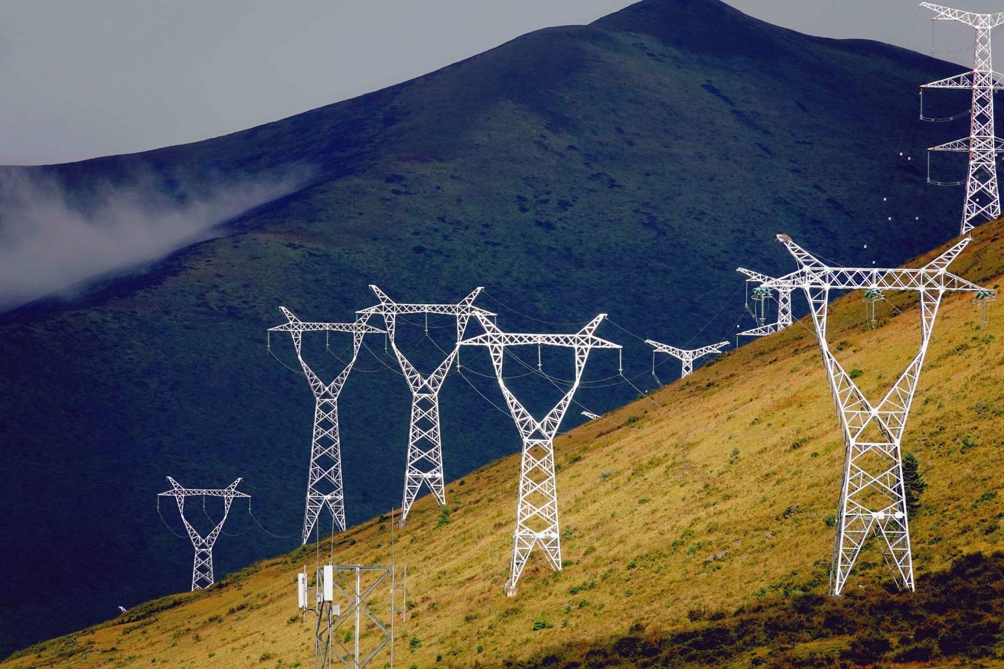 昆明配售電有限公司_云南省配售電公司是國企嗎_配售電一體化云平臺(tái)